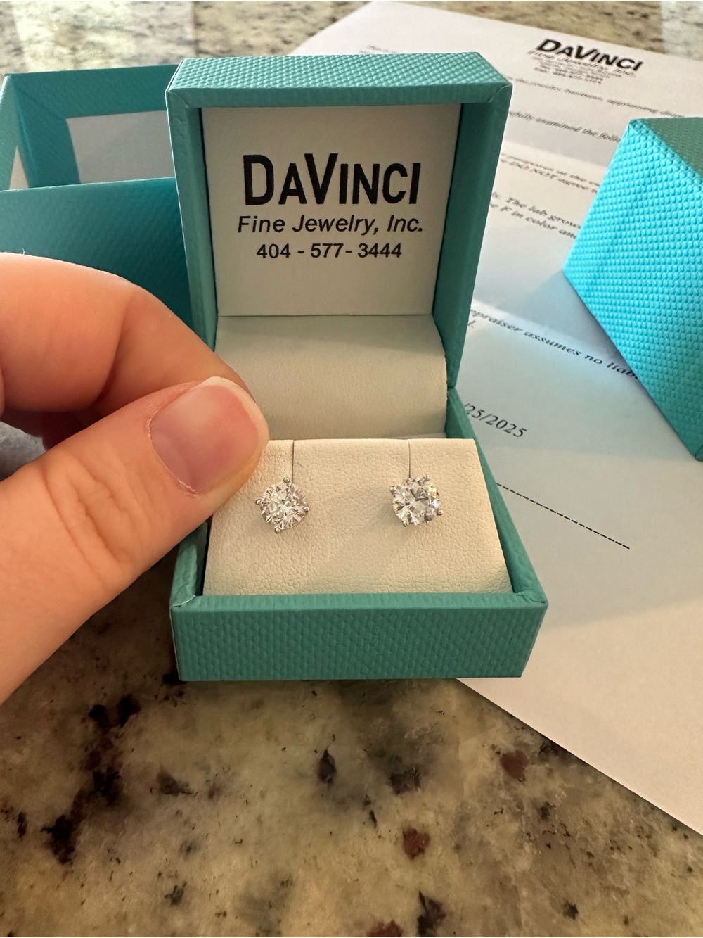 DaVinci White Gold Round 2 ct Diamond Stud Earrings - White